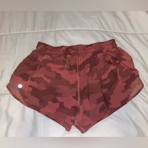 Lululemon Hottie Hots 2.5